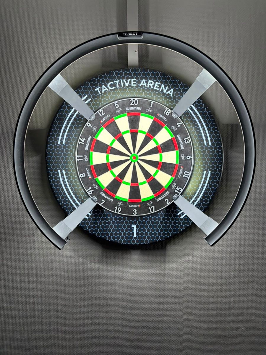 Winmau-tavla med Target Omni autoscoring